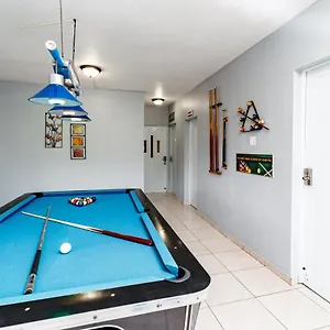  Apartment 1 - Just 7 Min Drive To The