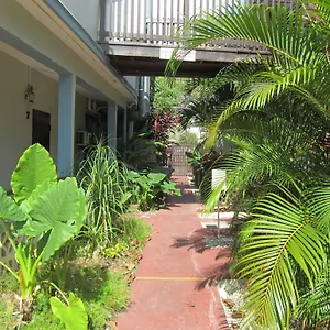 5* Hotel West Coast Inn's